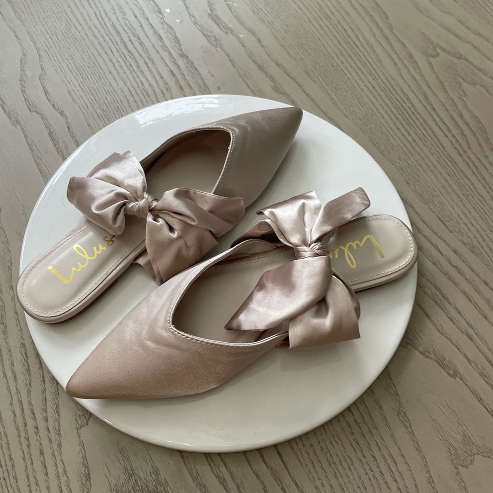 Lulu's Satin Bow Women’s Mules - Cream